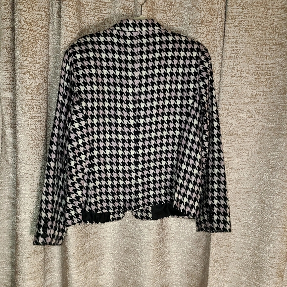 Sag Harbor Black, White, lavender Blazer with Houndstooth Pattern - Picture 2 of 8